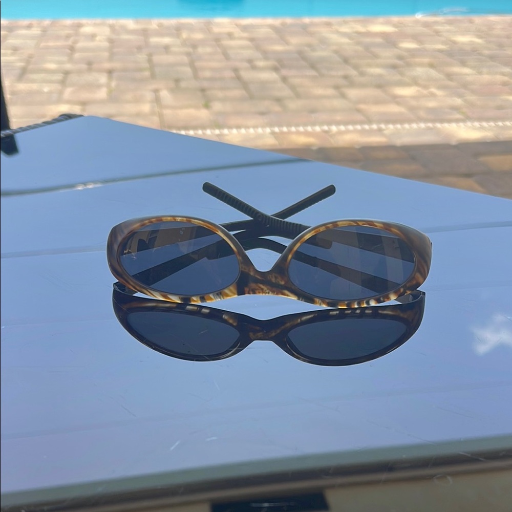 Vtg. Killer Loop Tortoise Shell Sunglasses - image 2